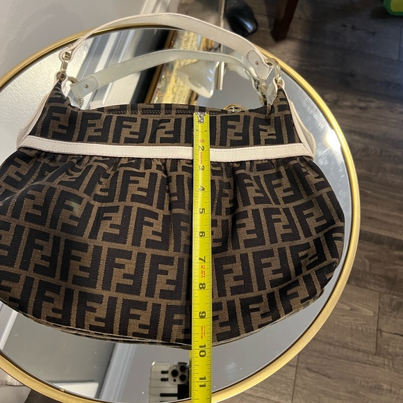 🤎Fendi zucca monogram shoulder bag 🤎 - Picture 8 of 13